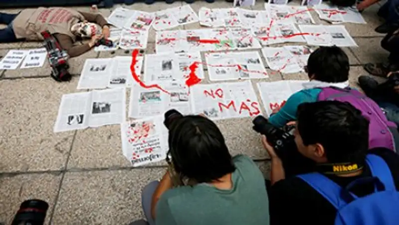 Мексиканская газета закрылась из-за убийств журналистов