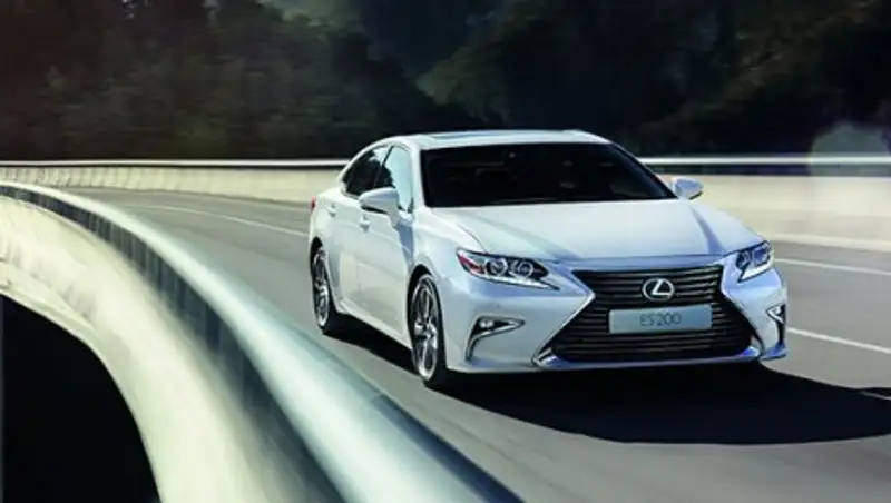 Из новой Camry сделают замену для Lexus ES и GS