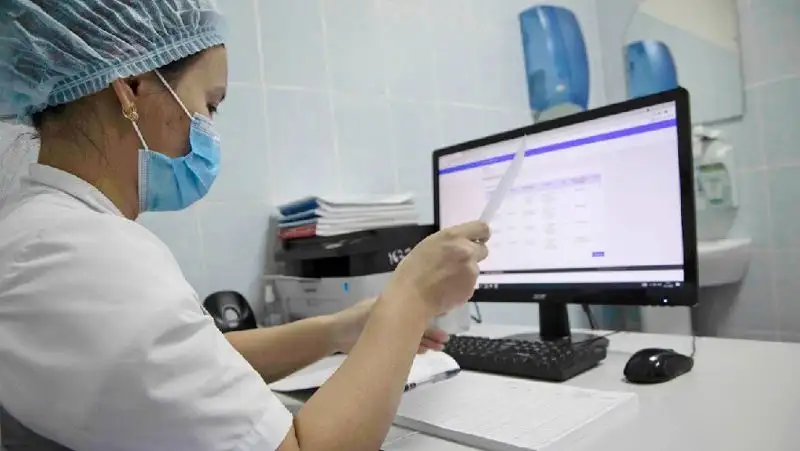 Небольшой спад заболеваемости коронавирусом выявили в Казахстане