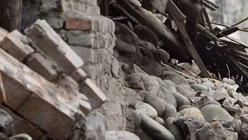 &#1178;ызылордада бірнеше отбасы т&#1201;рып жат&#1179;ан &#1199;йді&#1187; &#1179;абыр&#1171;асы опырылып &#1179;&#1201;лап &#1179;ал&#1171;ан