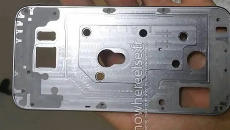 Новый флагман Samsung будет похож на iPhone 6