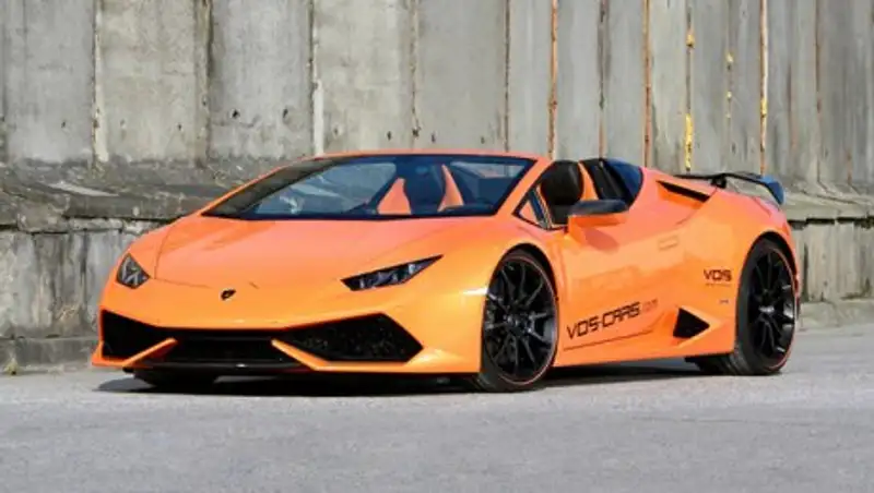 Lamborghini Huracan Spyder отделали карбоном