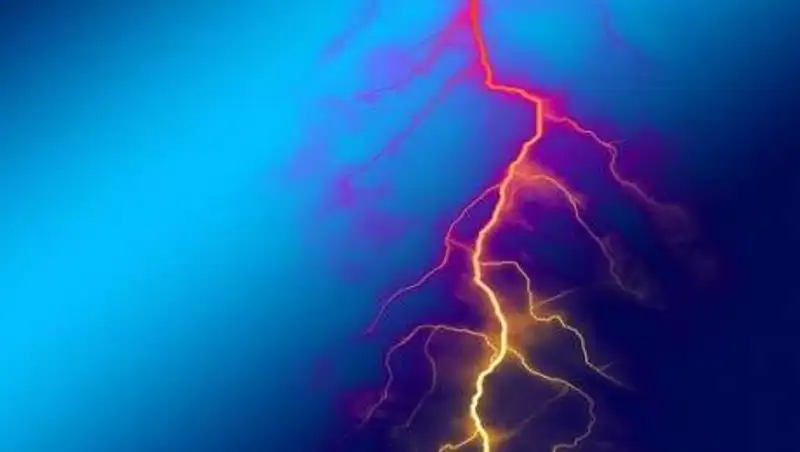 Счетчики взорвались из-за молнии в нескольких домах села под Алматы