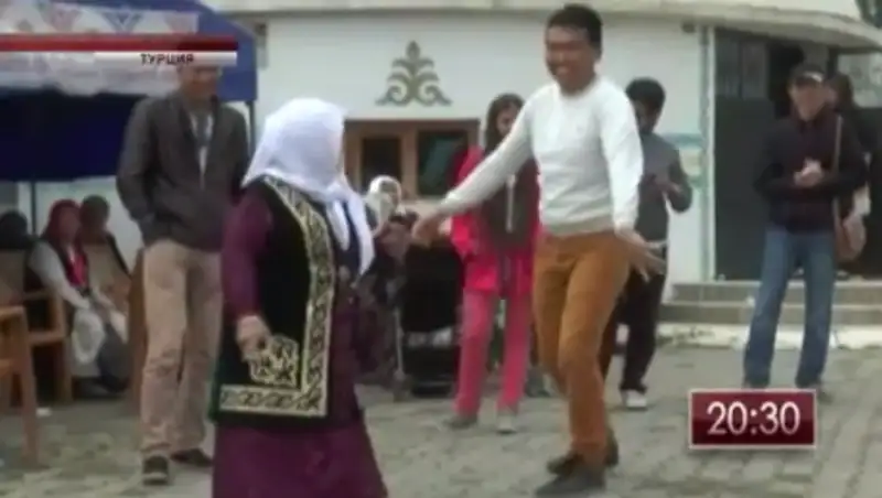 Первый летний фестиваль казахов прошел в турецком селе Алтай