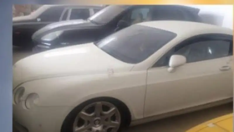 Три автомобиля Тохтара Тулешова продали на аукционе