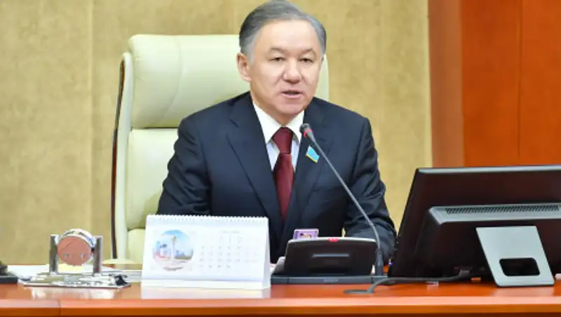 Нигматулин: Cвоевременные меры Президента направлены на поддержку граждан и бизнеса