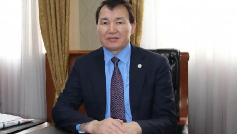 Подробные разъяснения нормы об отставке госслужащих в случае коррупции подчиненных