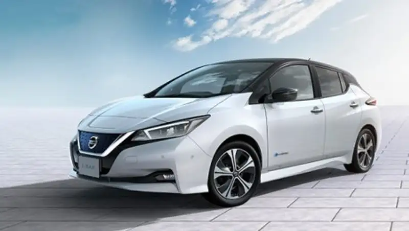 Nissan продал 300-тысячный Leaf