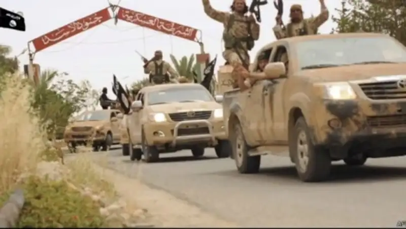 Видео расстрела 25 человек в Пальмире появилось в сети