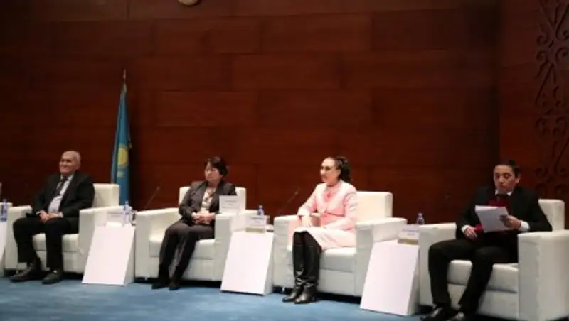 Изменен состав комиссии по делам женщин и семейно-демографической политике