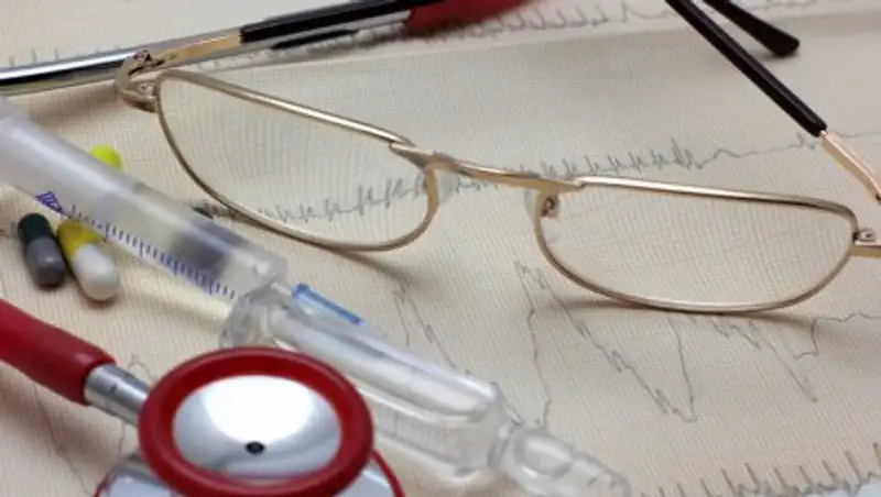 Продажу фиктивных больничных организовали два медработника в Астане