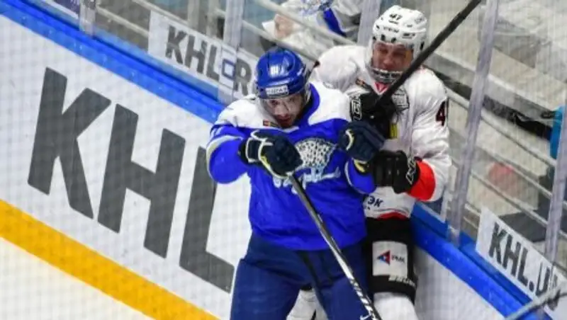 "Барыс" проиграл челябинскому "Трактору"