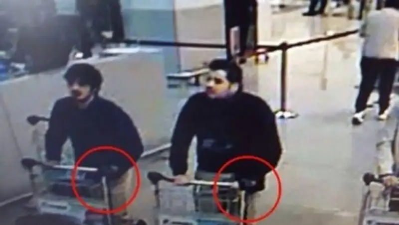 Братья Бакрауи были известны властям США до нападений в Брюсселе