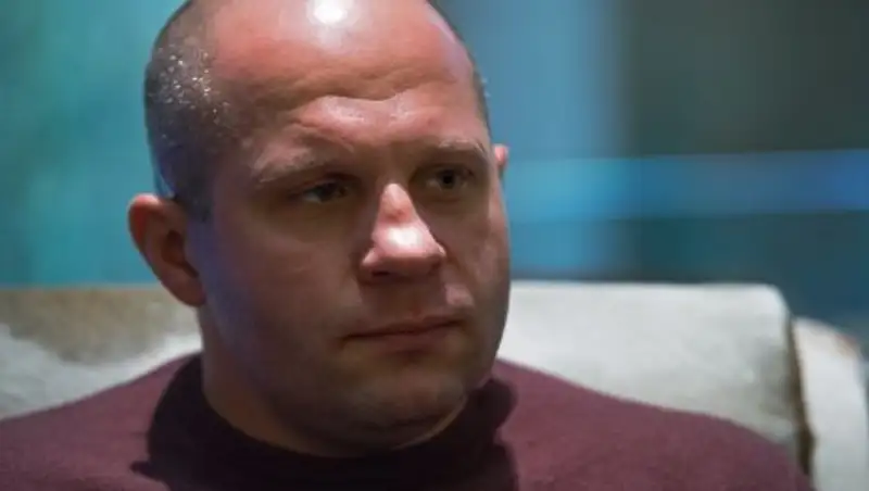 Врачи временно запретили Емельяненко проводить бои