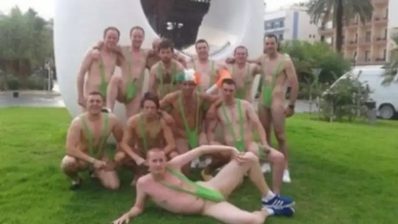 О’Салливан с командой дразнят Головкина в костюмах Бората