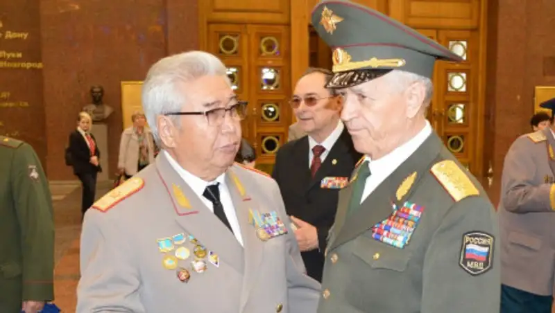 В Москве скончался первый министр внутренних дел РК, генерал Владимир Шумов