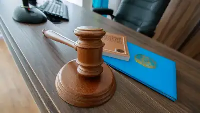 суд чиновник взятка осужден, фото - Новости Zakon.kz от 30.06.2022 17:45