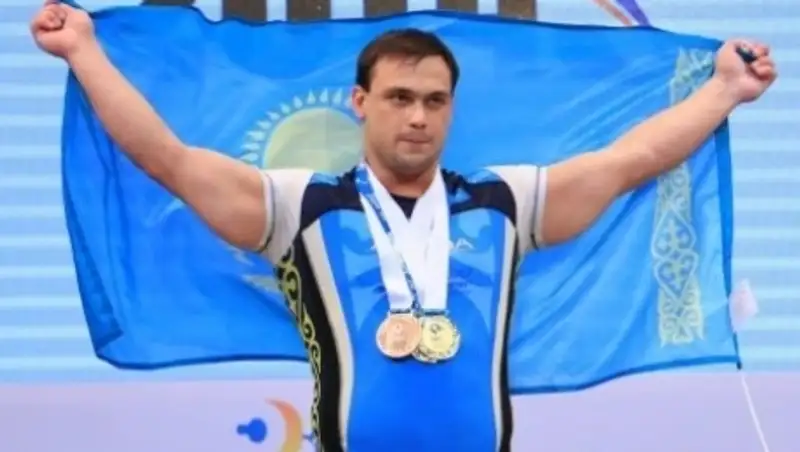 Илья Ильин — лучший тяжелоатлет мира 2015 года