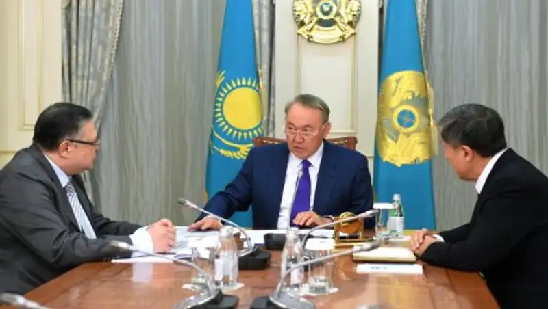 Подготовить указ об утверждении нового алфавита поручил Назарбаев