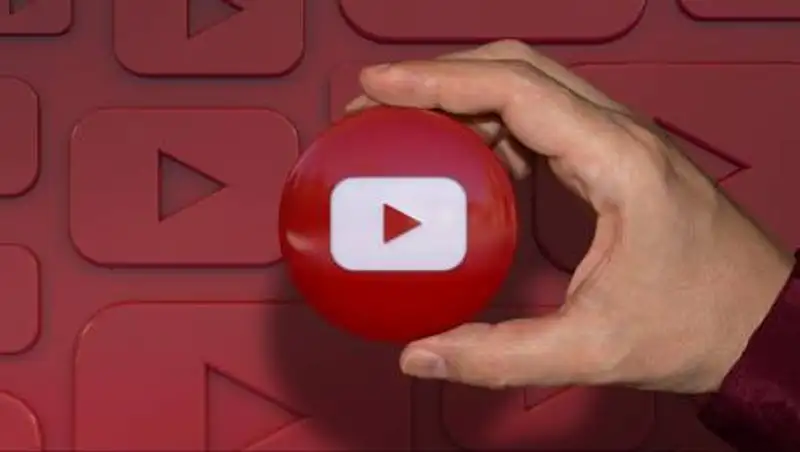 YouTube тестирует новую функцию клипов