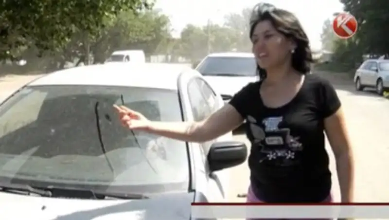 В Семее жители целого микрорайона задыхаются от дорожной пыли