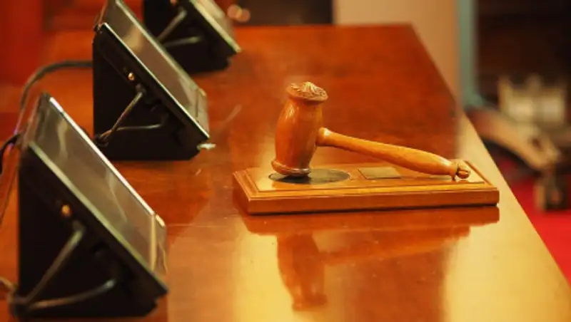 Алматинка пытается добиться наказания обидчику за обезображенное лицо