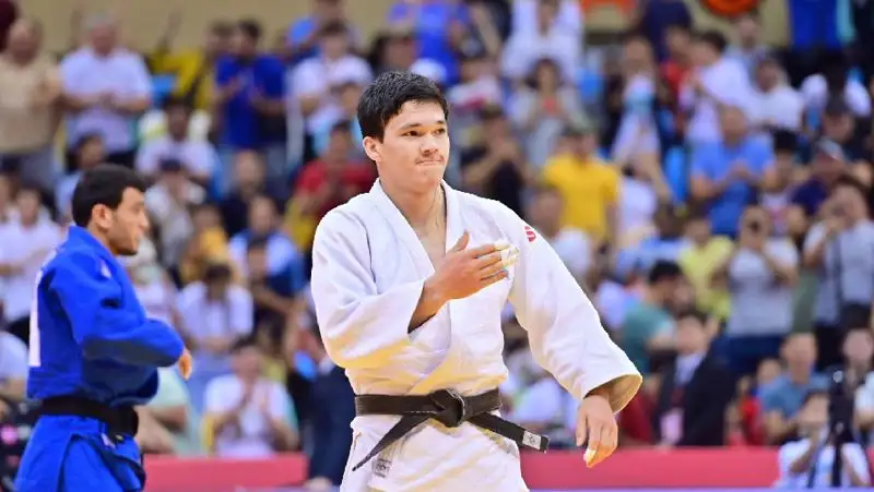 Казахстанский дзюдоист Данияр Шамшаев досрочно победил на Чемпионате Азии