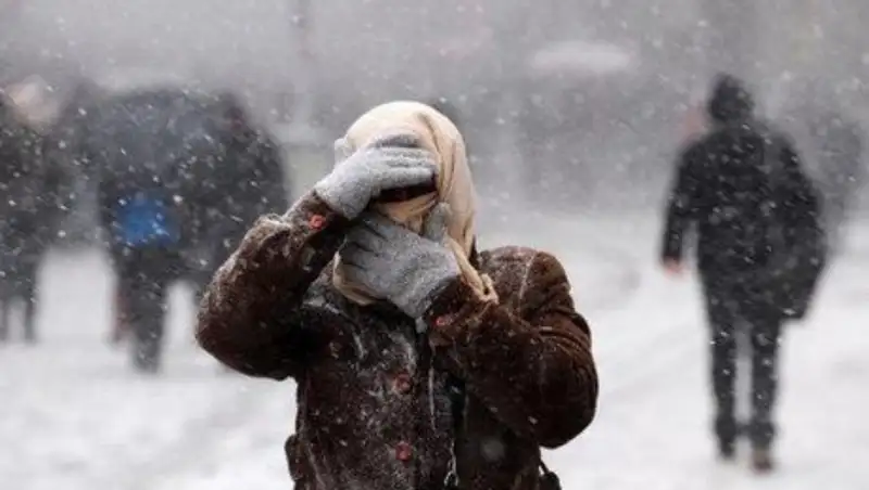 В трех областях объявлено штормовое предупреждение