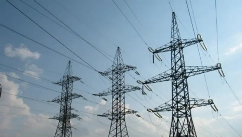 В столице ведется ремонт электрических сетей перед началом отопительного сезона