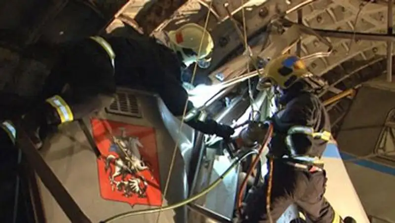 Потерпевший крушение поезд метро не был застрахован