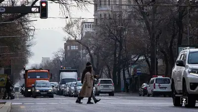 автомобили, город, улицы, фото - Новости Zakon.kz от 24.02.2022 12:27