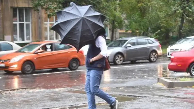 В трех областях страны объявлено штормовое предупреждение