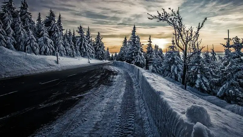 Трасса Ушарал – Достык закрыта из-за метели