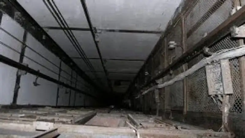 Асет Исекешев поручил разобраться с проблемой «падающих» лифтов