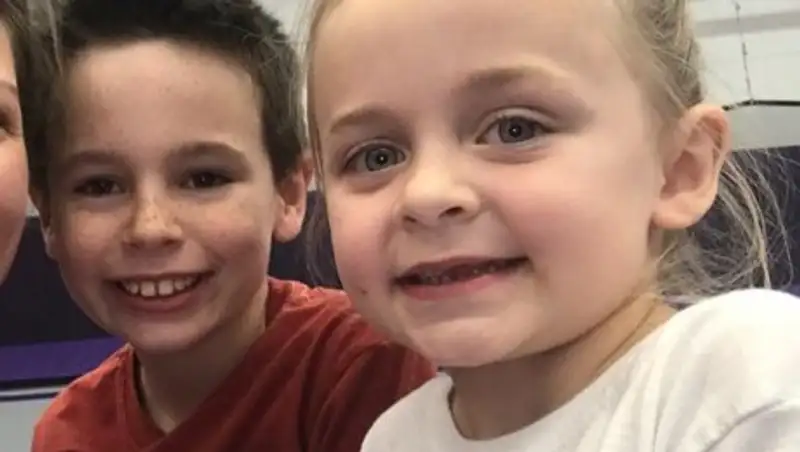 Хирург на глазах у жены застрелил двоих детей, а затем покончил с собой