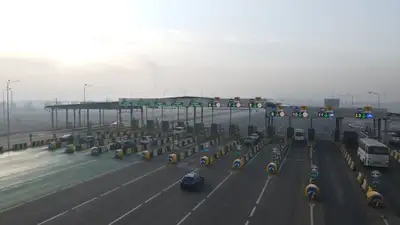 Смаилов: Нужно активизировать развитие логистических направлений в сторону России и Китая, фото - Новости Zakon.kz от 23.02.2023 13:04