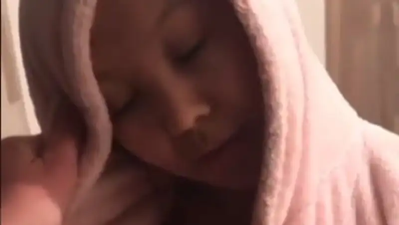 «Эта мразь заразила меня сифилисом»: Казнет обсуждает спорный видеоролик