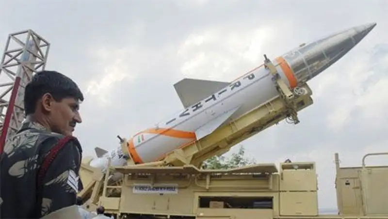 Индия испытала противоракету для перехвата баллистических целей