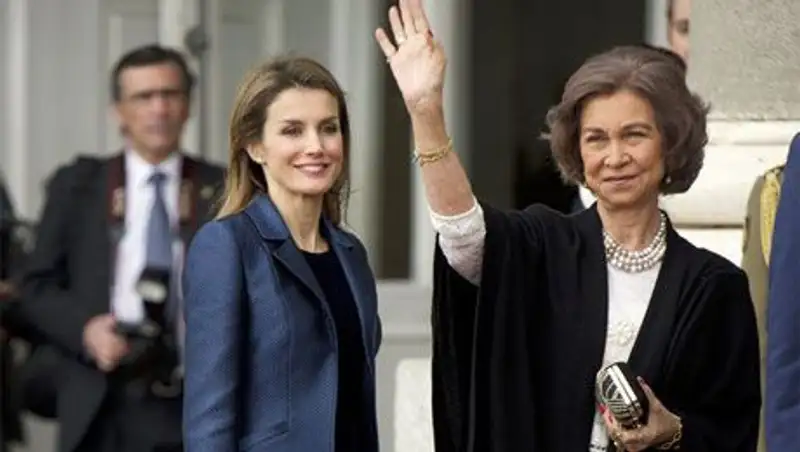 Испанская королева впервые в истории страны будет получать зарплату - 63 тысячи евро в год