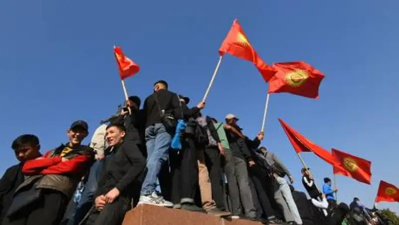 Президентом является Жээнбеков: В Кремле прокомментировали ситуацию в Кыргызстане