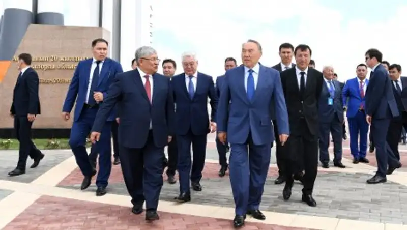 Казахстан становится полноценной космической державой - Назарбаев