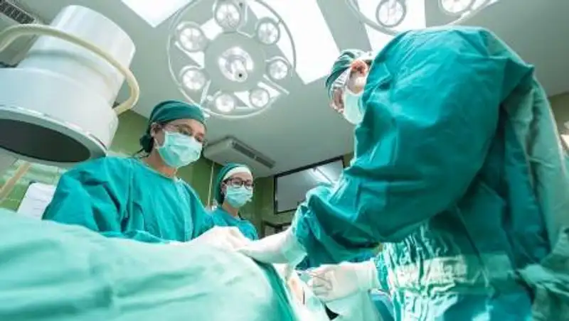 Более 30 казахстанцев скончались от КВИ и пневмонии за сутки