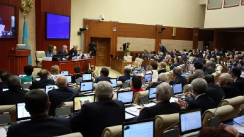 Мажилис принял закон «О Высшем судебном совете РК»