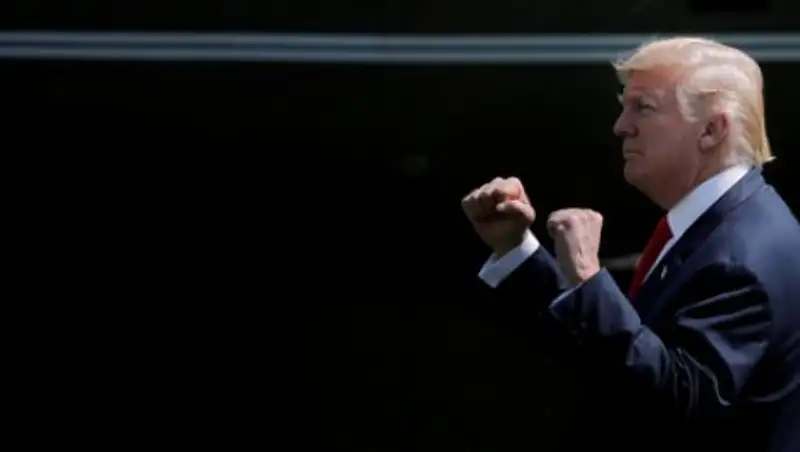 Трамп захотел ввести дополнительные санкции в отношении КНДР