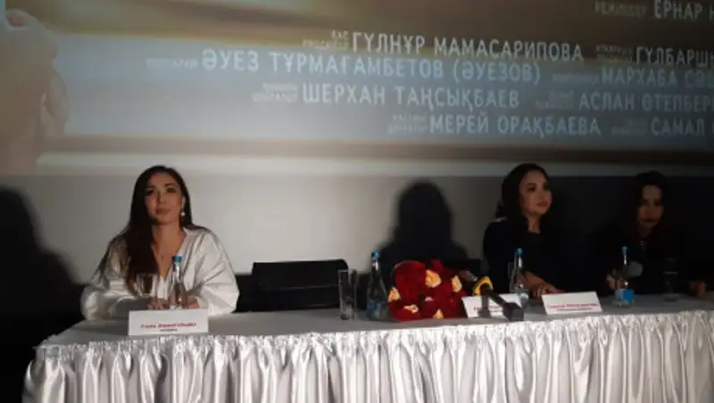 Казахстанская актриса скрывала свою сцену с поцелуем в кино от отца из Шымкента