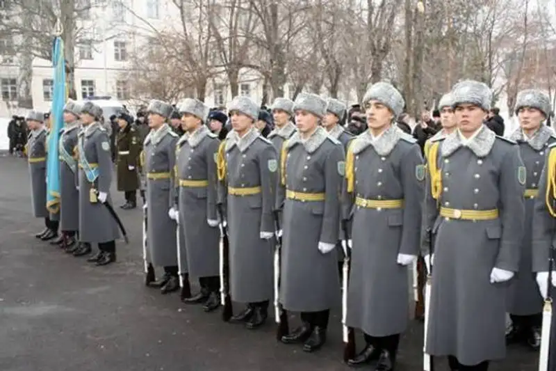 В Алматы простились с директором погранслужбы КНБ РК Стамбековым (фото), фото - Новости Zakon.kz от 03.01.2013 17:52