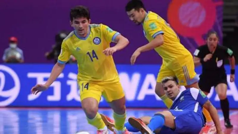 Сборная Казахстана получила приз ФИФА по итогам ЧМ-2021 по футзалу