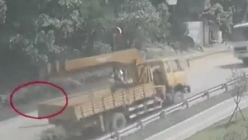 Жуткое ДТП в Китае попало на видео