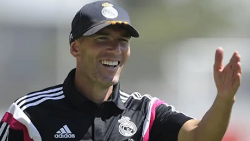 Суд отменил дисквалификацию Зинедина Зидана