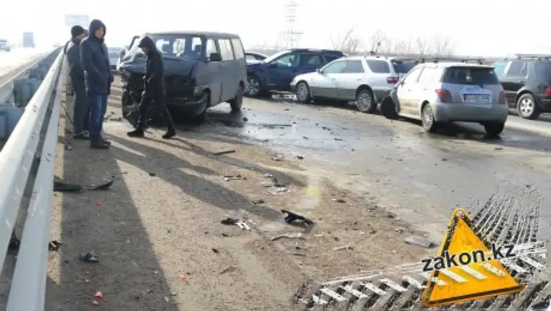 На трассе Алматы-Капчагай произошло массовое ДТП